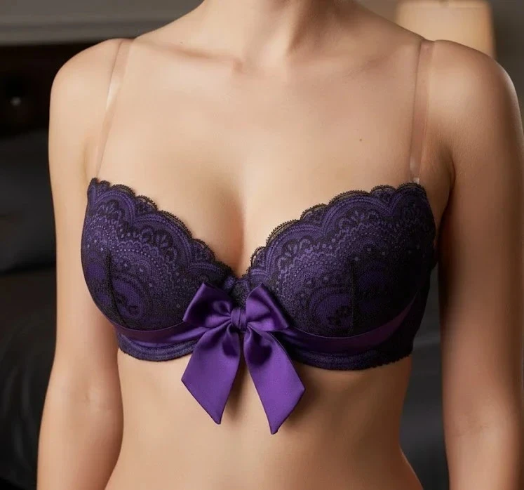 Soutien-gorge noir et violet neuf taille 95 D